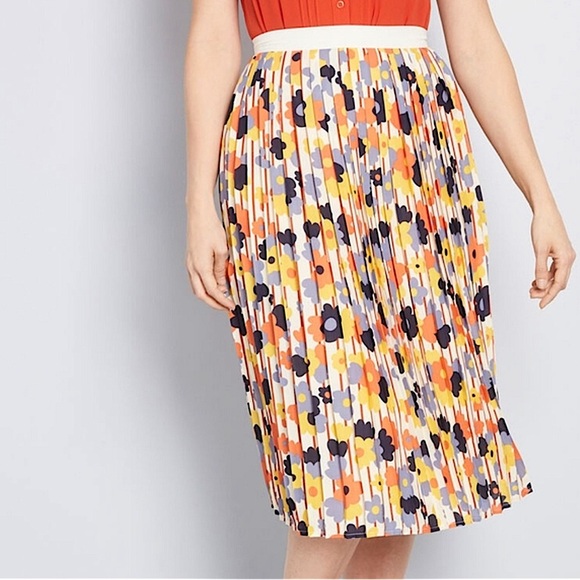 MODCLOTH Accordion Pleat Skirt Mod Floral Midi Preppy Office Retro Pin -Up Sz S - Picture 1 of 13